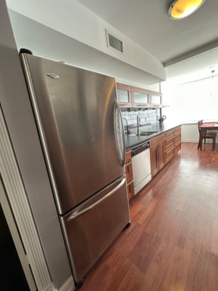 Building Photo - 250 180th Dr