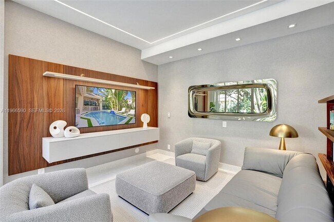 Building Photo - 20824 NE 37th Ave