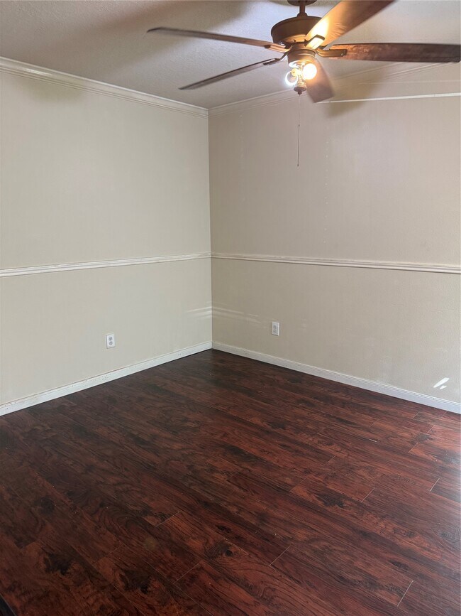 Building Photo - 1330 Reedpoint Dr