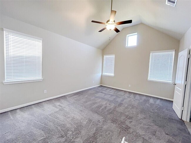 Building Photo - 5019 Pr Ter Ln