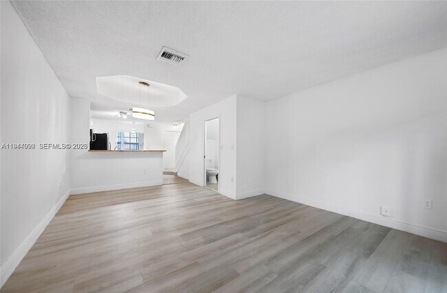 Building Photo - 14260 SW 121st Pl