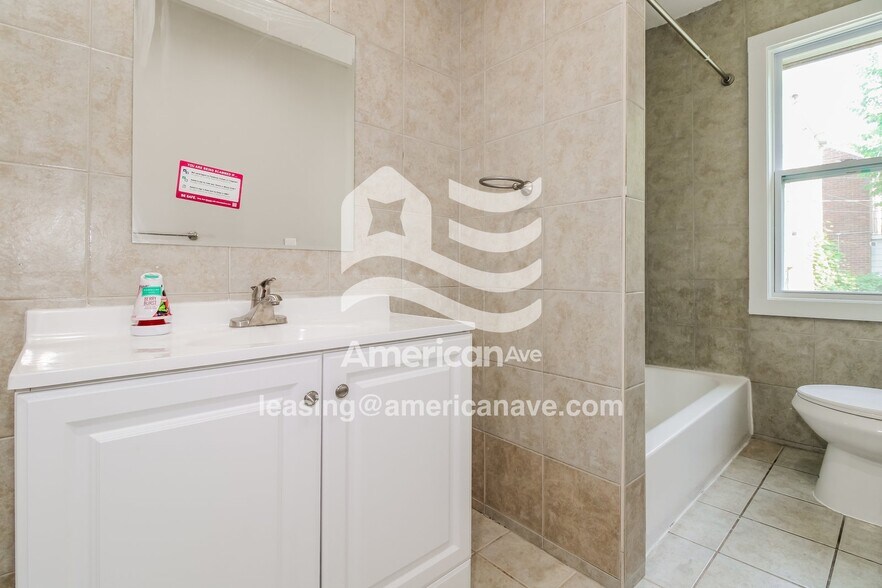 Building Photo - 4354 Somerset Ave