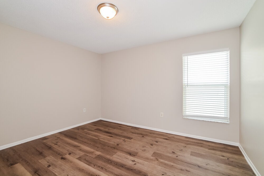 Building Photo - 3137 Holland Dr