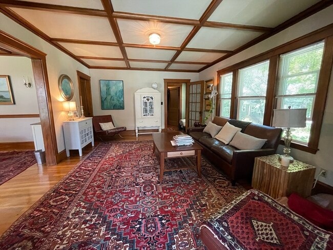 Building Photo - 62 Newport St