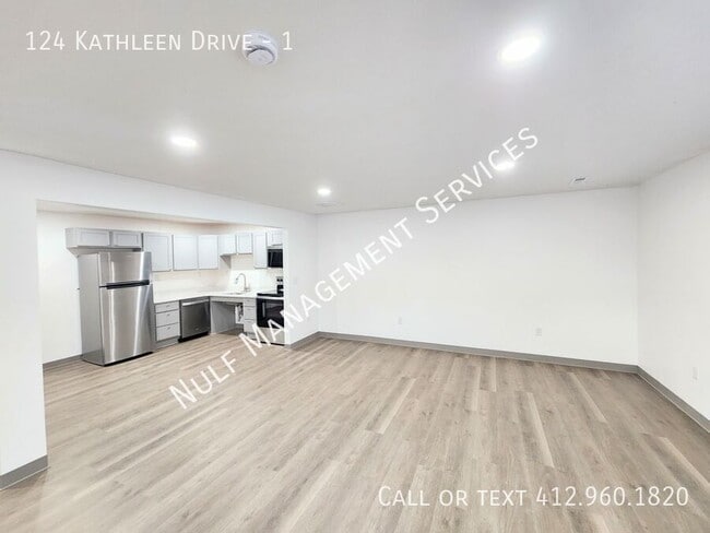 Building Photo - 124 Kathleen Dr