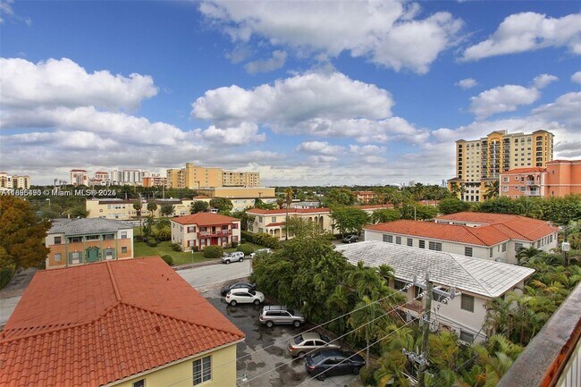 Building Photo - 49 Majorca Ave