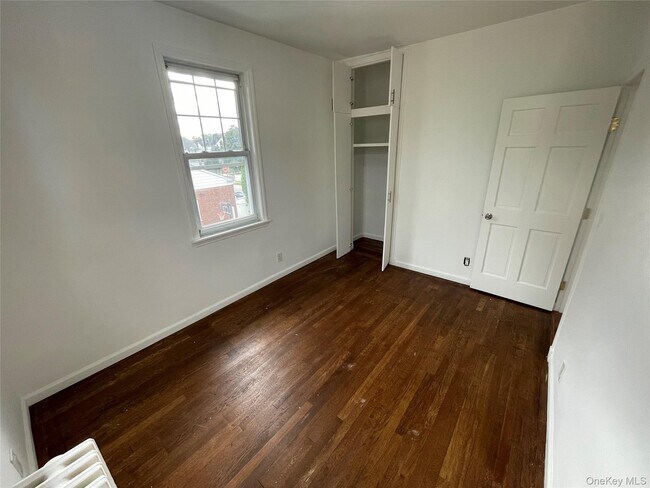 Building Photo - 26 Crotty Ave