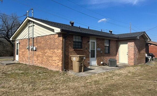 Building Photo - 3453 Brick Church Pike