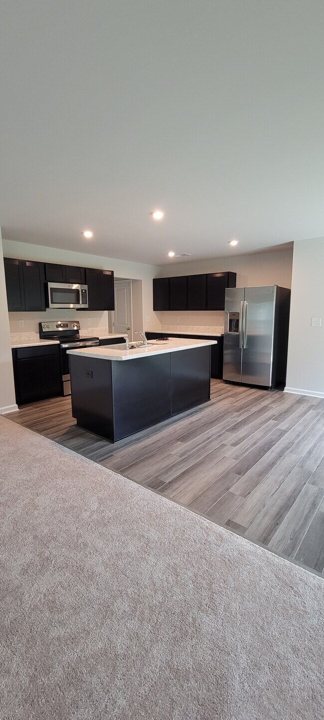 Building Photo - 5147 Downhaul Dr