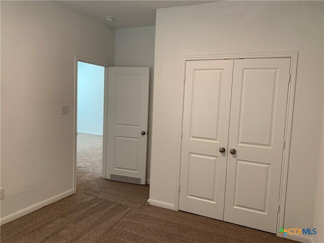 Building Photo - 415 Fig Tree St