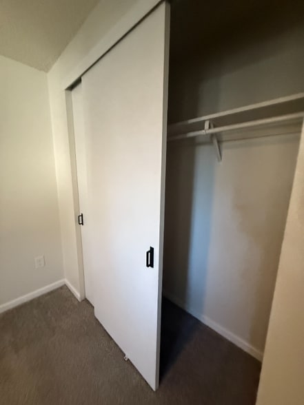 Building Photo - 331 Sherman St