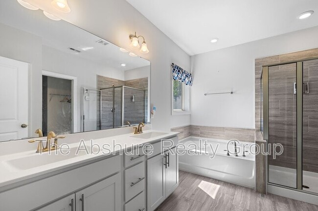 Building Photo - 109 Barnwell Loop