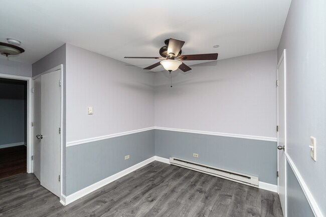 Building Photo - 1332 Cunat Ct