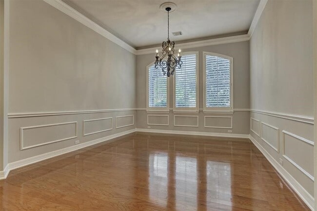 Building Photo - 20806 E Cameron Ridge Dr