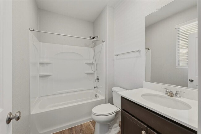 Building Photo - 808 Elmstone Pl