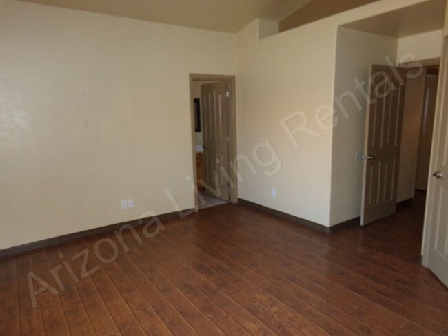 Building Photo - BEAUTIFUL HOME NEAR WALLECK RANCH