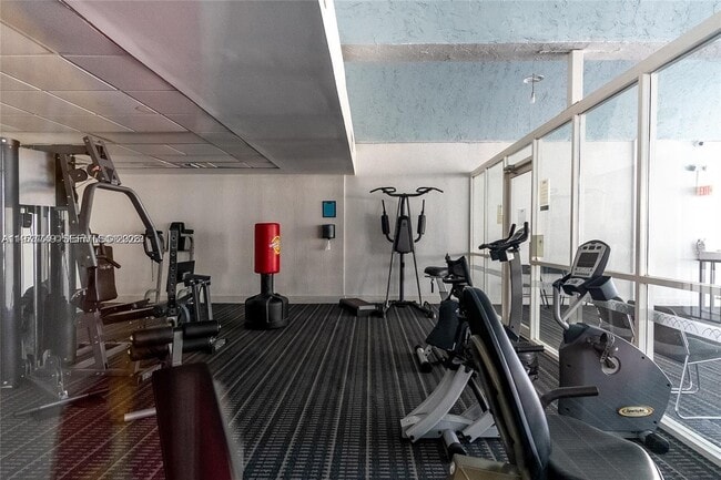 Building Photo - 494 NW 165th St