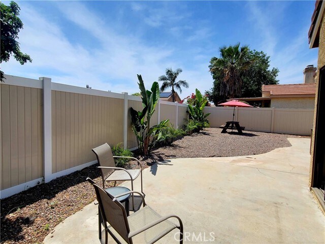 Building Photo - 28973 Willow Creek Ln