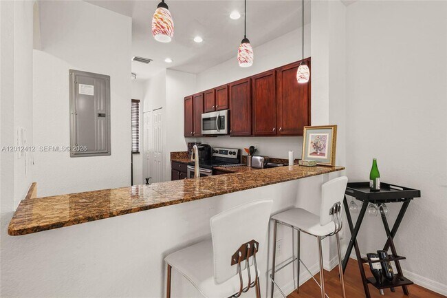 Building Photo - 8931 SW 18th St