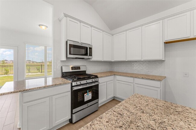 Building Photo - 570 Long Beach Bay Dr