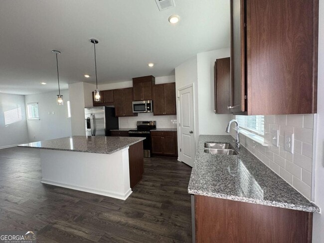 Building Photo - 516 Provence Gate Ln