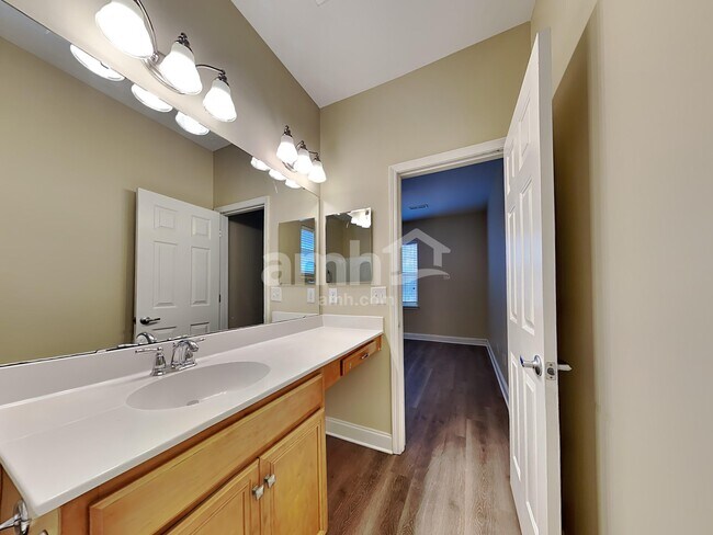 Building Photo - 248 Woodbrook Way