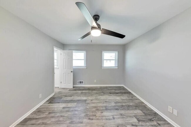 Building Photo - 2764 Veltre Pl SW