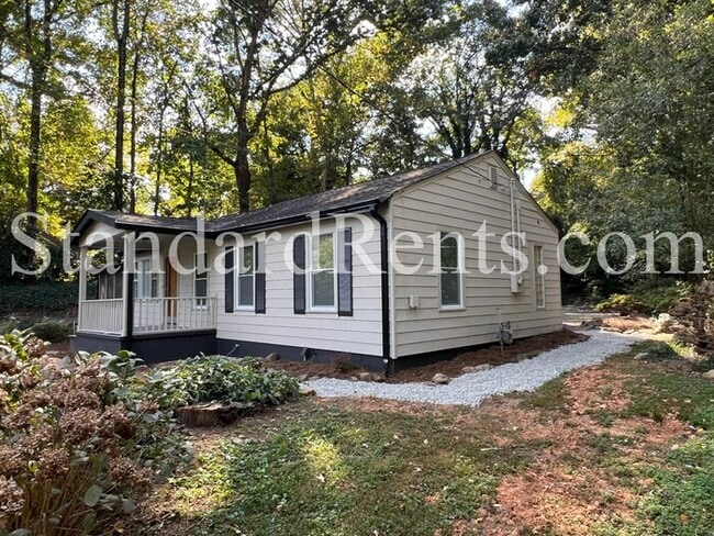Building Photo - Updated West Midtown Bungalow