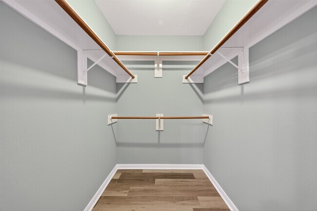 Building Photo - 8253 Fuqua Gardens Dr
