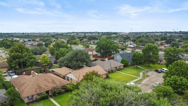 Building Photo - 1637 Stroud Ln