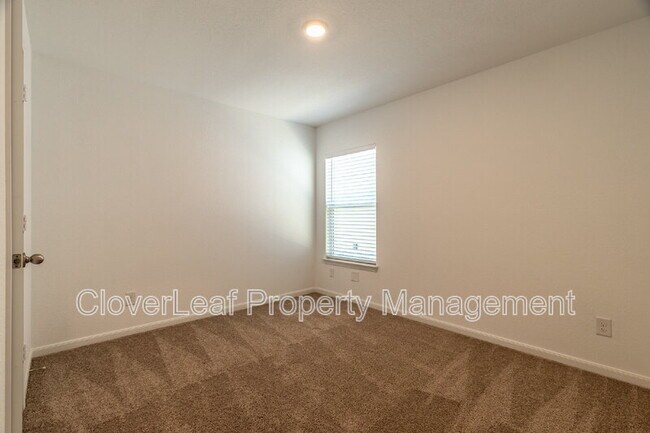 Building Photo - 744 Shoal Crk