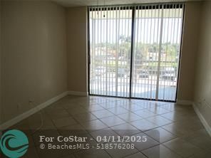 Building Photo - 2761 Taft St