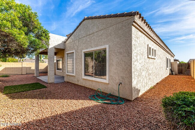 Building Photo - 16946 N 49th Way