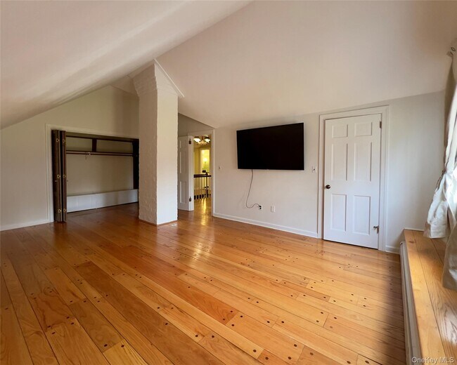 Building Photo - 85 Washington Rd