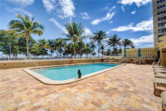 Building Photo - 133 N Pompano Beach Blvd