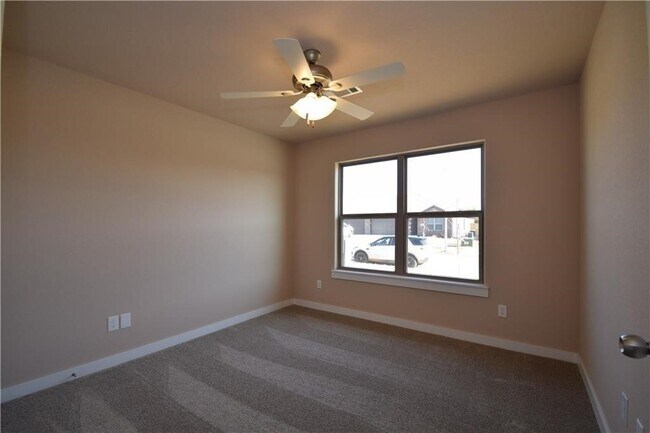 Building Photo - 1540 Sandpiper St