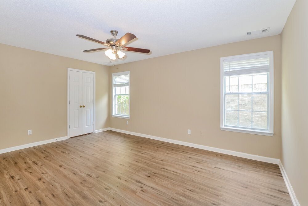 Building Photo - 944 Shorey Ln