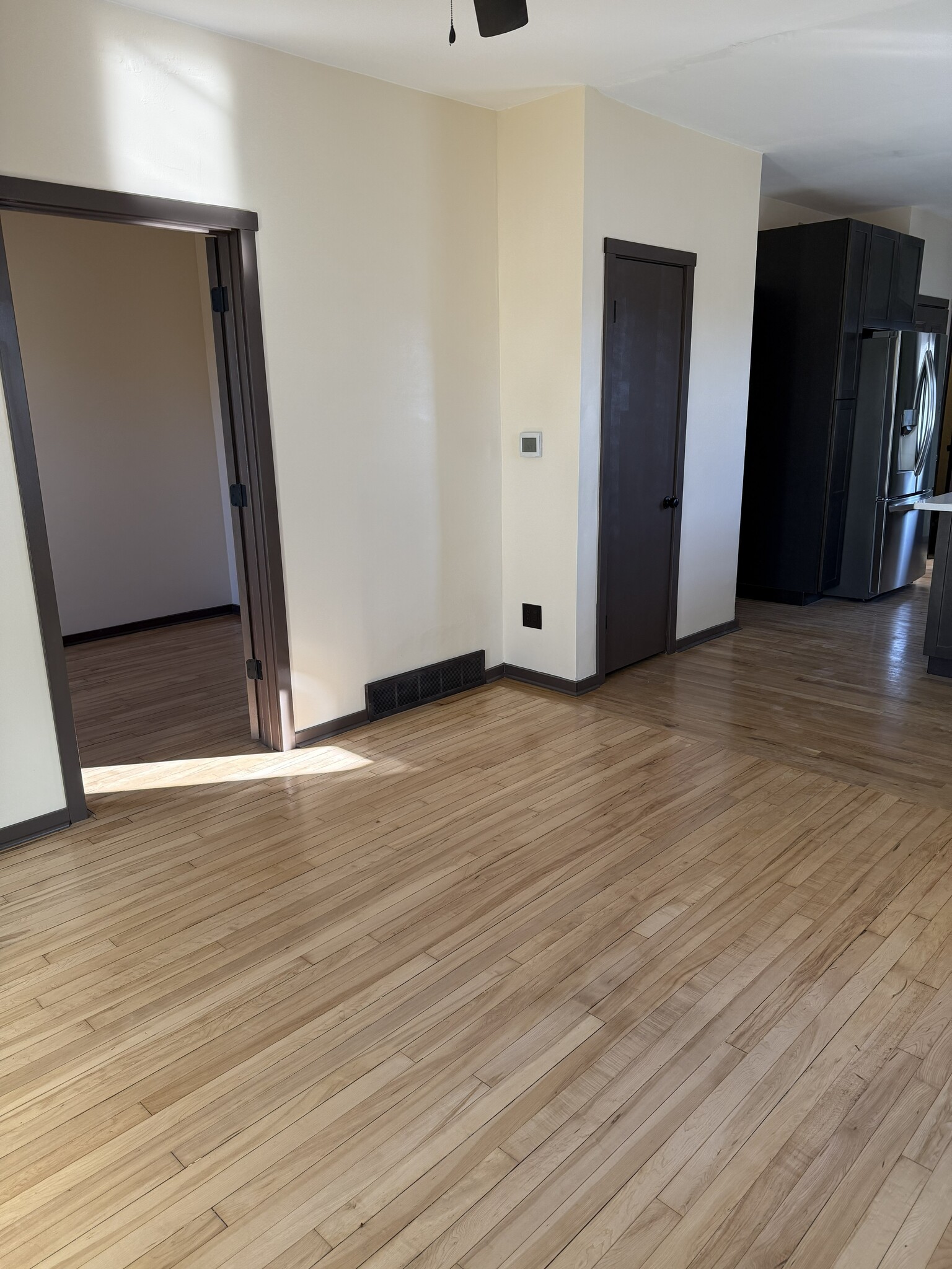 Living room, showing Bedroom - 3747 E Pulaski Ave