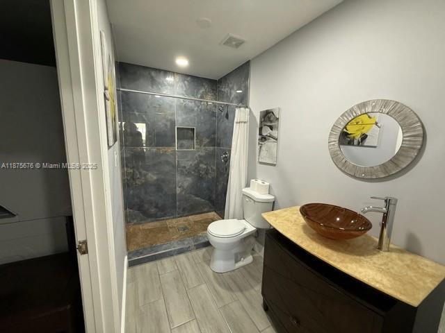 Building Photo - 1392 Riverside Cir