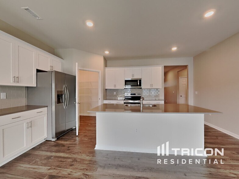 Building Photo - 415 Swift Creek Farm Ln