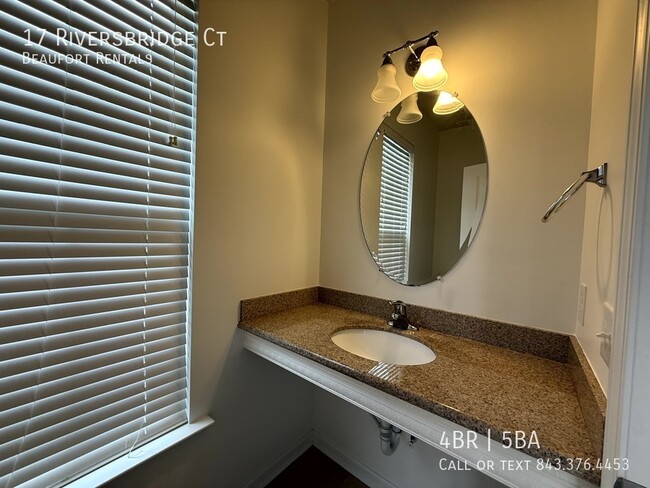 Building Photo - 17 Riversbridge Ct
