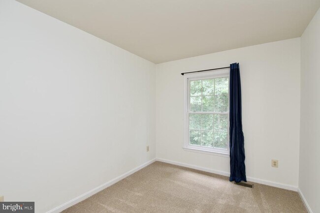 Building Photo - 8614 Oak Chase Cir