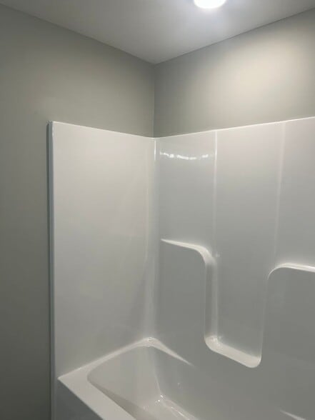 Building Photo - 1124 Sontag Ct