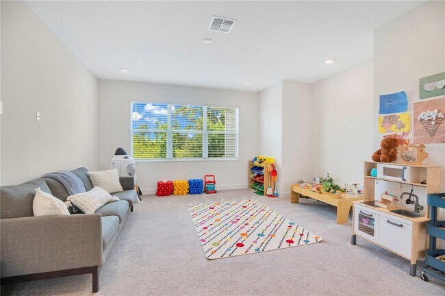 Building Photo - 14189 Larkspur Lake Dr