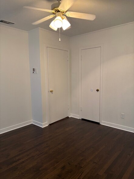 Building Photo - 1300 E Hankerson St