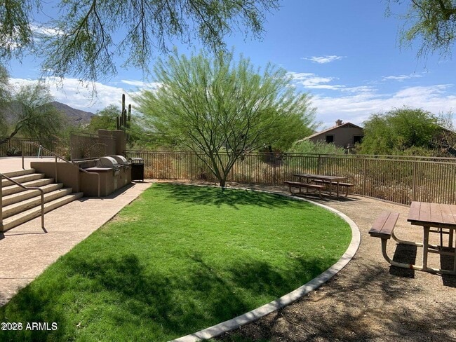 Building Photo - 10447 E Morning Star Dr