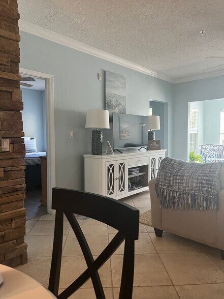 Living Room - 2208 Walden Park Dr