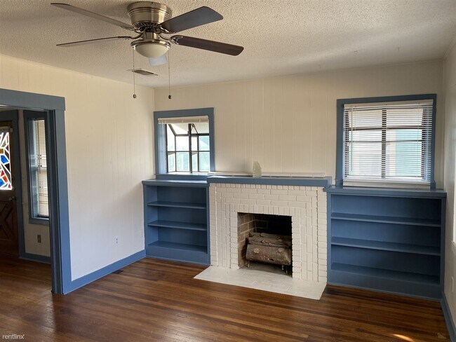 Building Photo - 2 br, 1 bath House - 3723 Fountain Terrace A