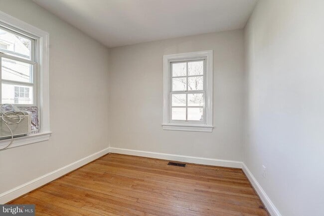 Building Photo - 4607 N Carlin Springs Rd