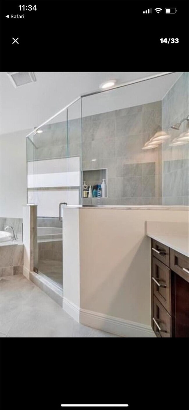 Building Photo - 11795 Waterway Cir